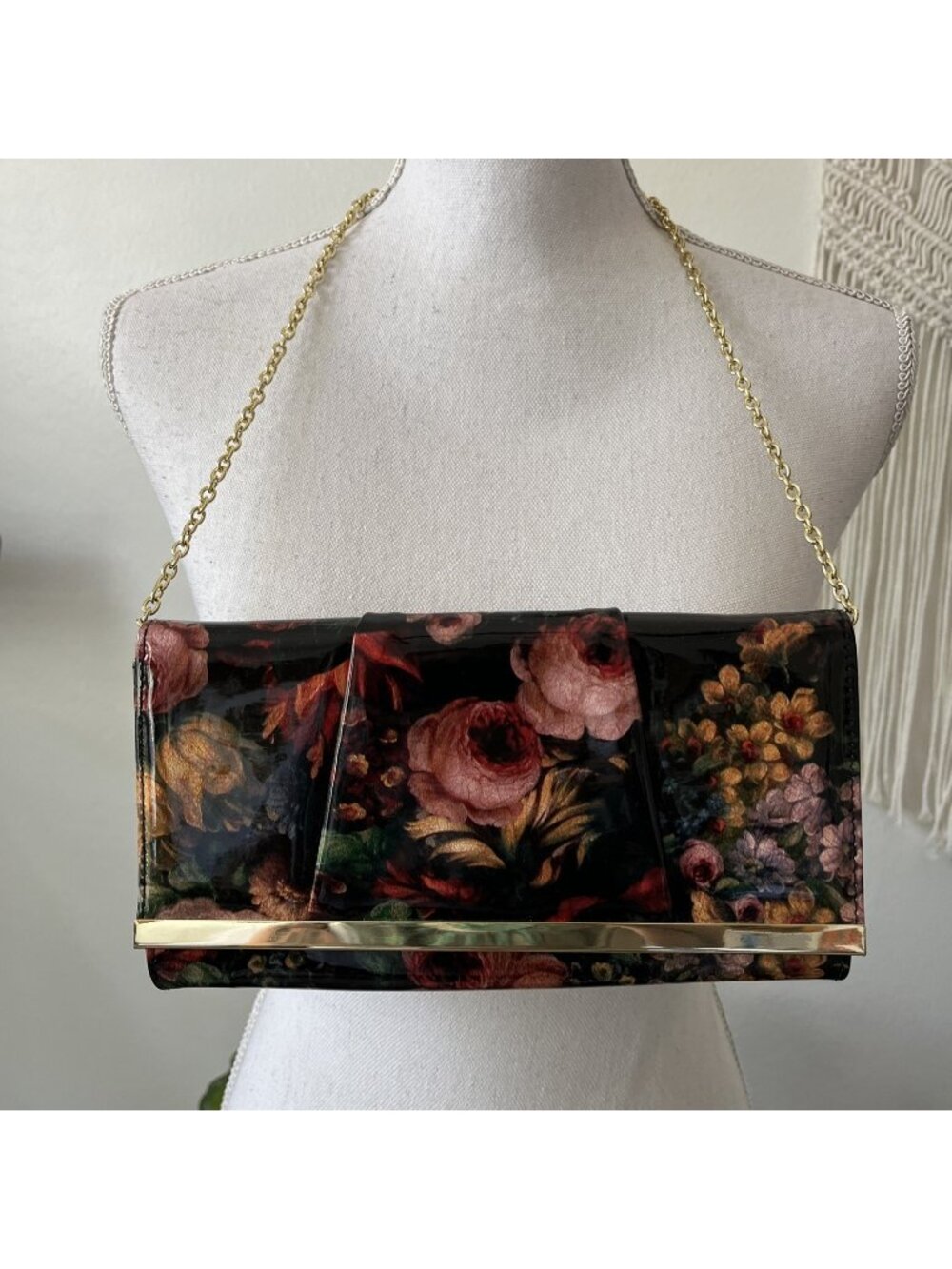 Jessica McClintock black floral patent clutch evening bag gold chain purse